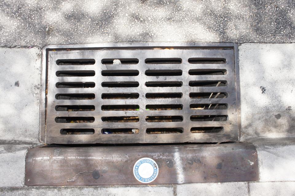 Storm drain marker