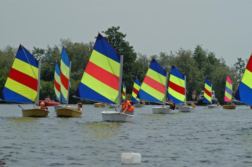 Children Sailing