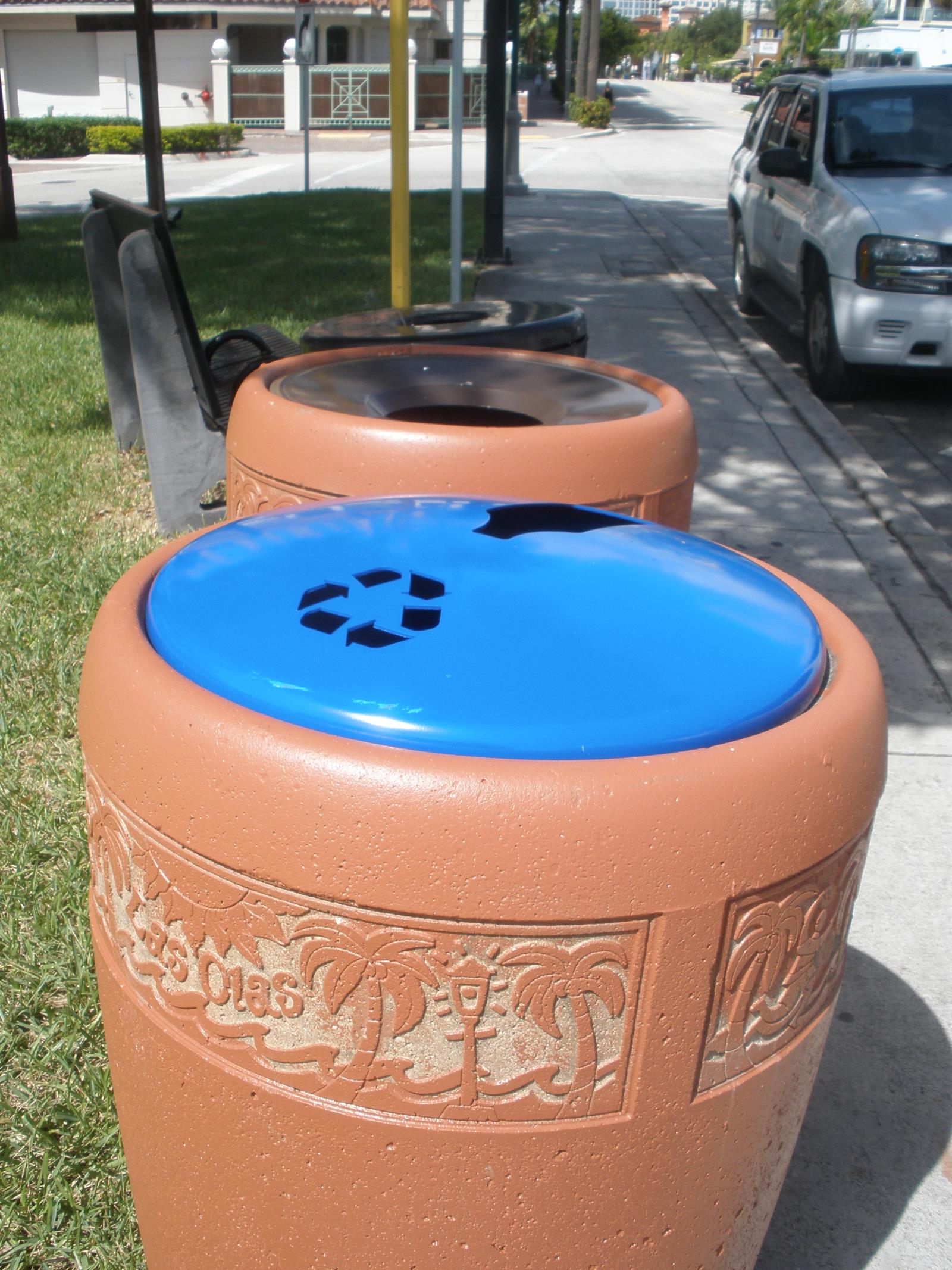 Customized Containers at a Las Olas Park